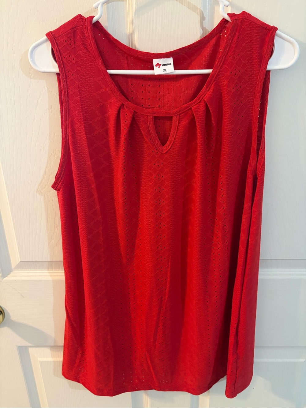 Wiholl Red Textured Sleeveless Tank Top XL Eyelet Keyhole Neck Casual
